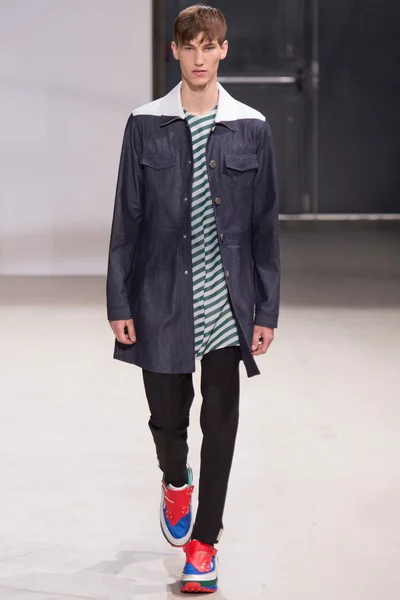 Look 23